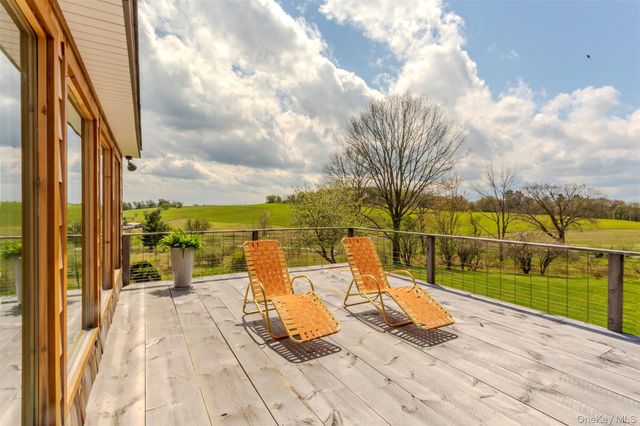 897 County Route 164, Callicoon, NY 12723