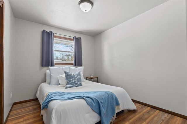 1674 THORNTON DRIVE, Oshkosh, WI 54904