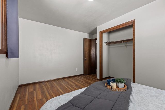 1674 THORNTON DRIVE, Oshkosh, WI 54904