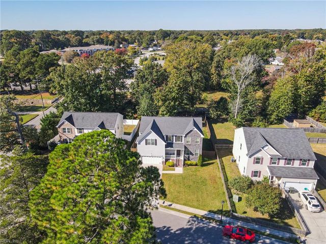 5 Mary Ann DR, Hampton, VA 23666