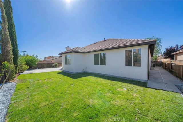 13290 Via Robles, Victorville, CA 92392