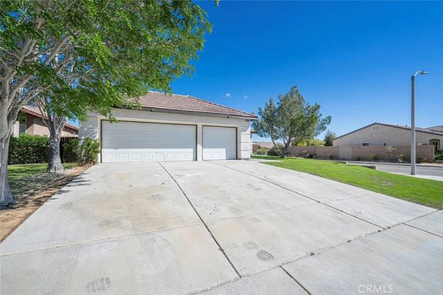 13290 Via Robles, Victorville, CA 92392