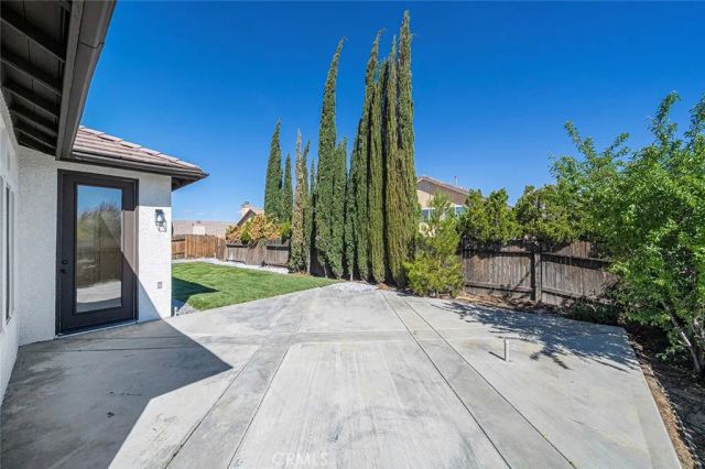 13290 Via Robles, Victorville, CA 92392