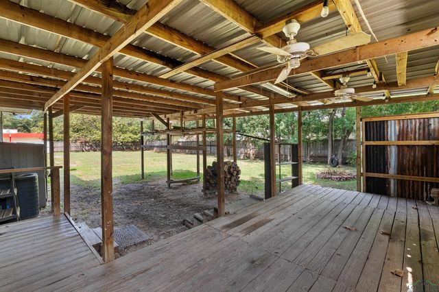 605 E Broadway, Jefferson, TX 75657