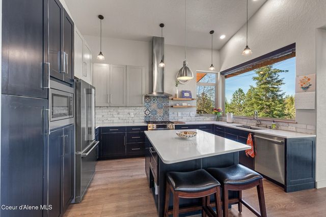 8655 E Challenge RD, Hayden, ID 83835