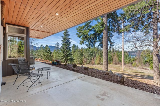 8655 E Challenge RD, Hayden, ID 83835