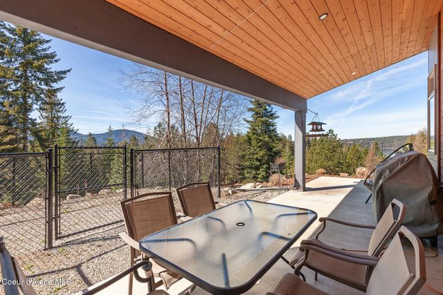 8655 E Challenge RD, Hayden, ID 83835