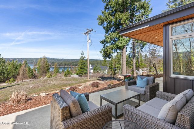 8655 E Challenge RD, Hayden, ID 83835