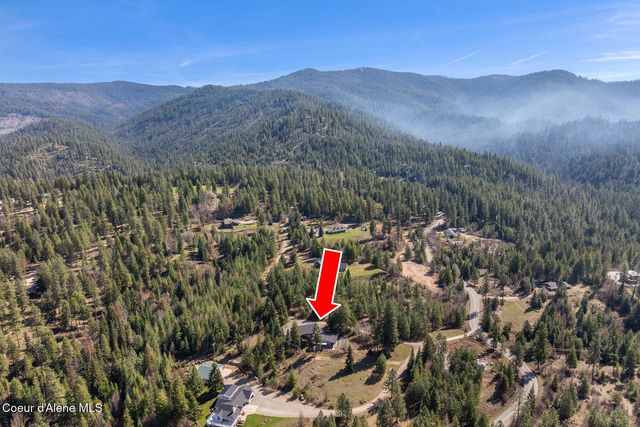 8655 E Challenge RD, Hayden, ID 83835