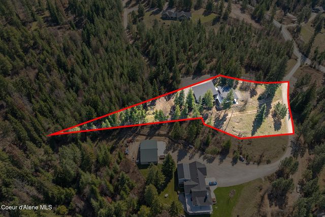 8655 E Challenge RD, Hayden, ID 83835