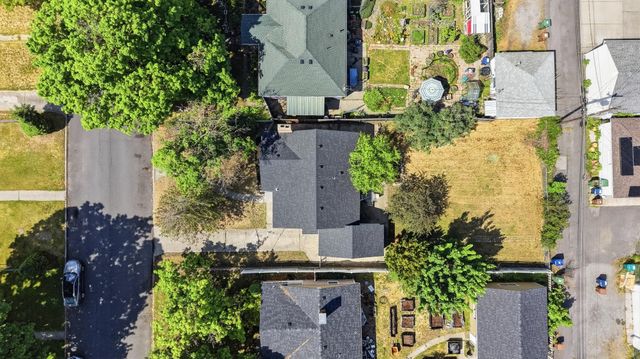 4008 N Cedar St, Spokane, WA 99205