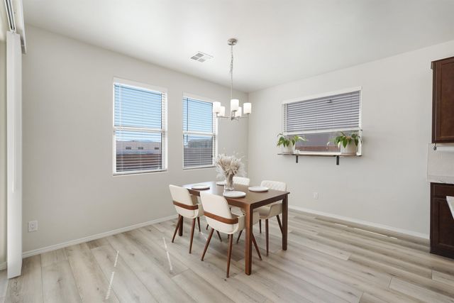 4381 Lauren Loop NE, Rio Rancho, NM 87124