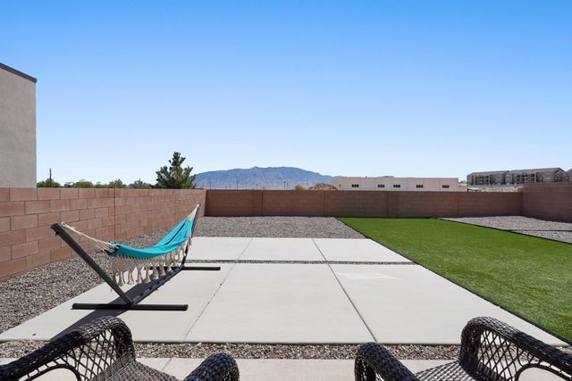 4381 Lauren Loop NE, Rio Rancho, NM 87124