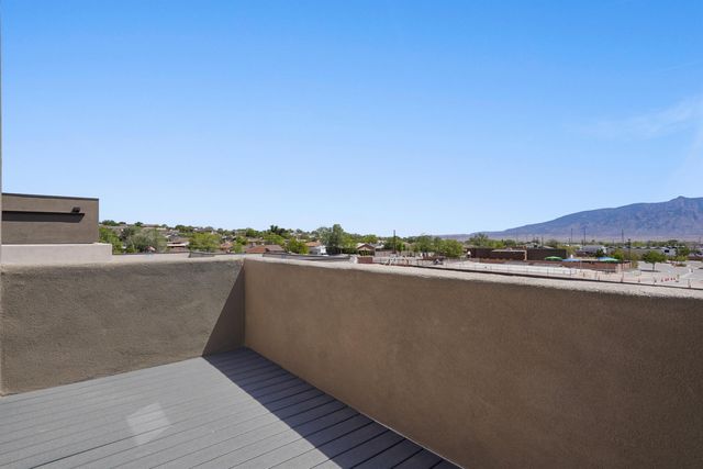 4381 Lauren Loop NE, Rio Rancho, NM 87124