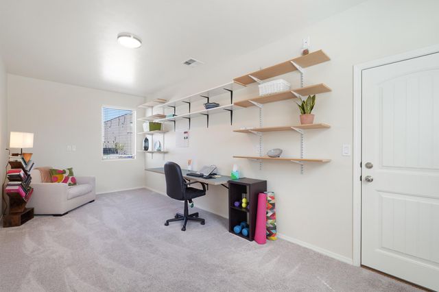 4381 Lauren Loop NE, Rio Rancho, NM 87124