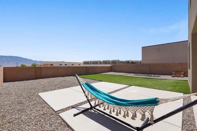 4381 Lauren Loop NE, Rio Rancho, NM 87124