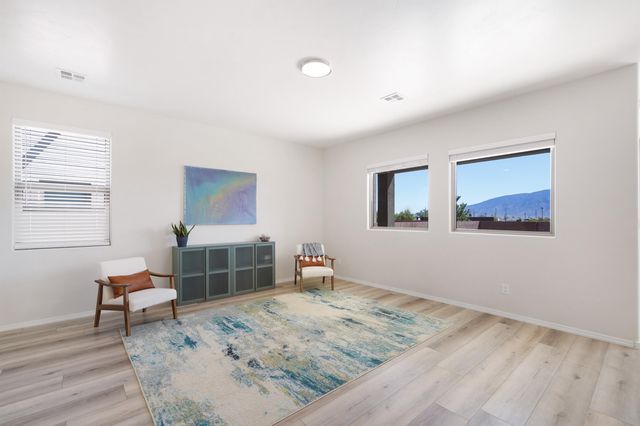 4381 Lauren Loop NE, Rio Rancho, NM 87124