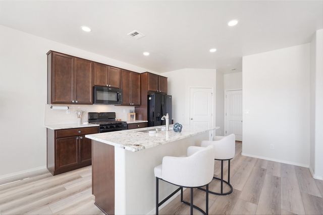4381 Lauren Loop NE, Rio Rancho, NM 87124