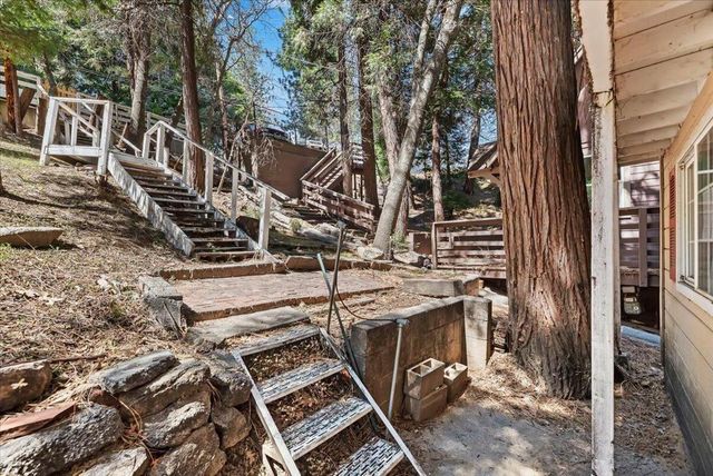 26752 Ca-189, Twin Peaks, CA 92391