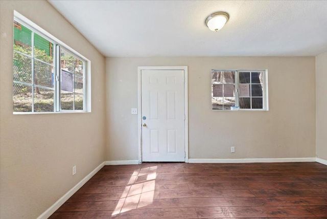 26752 Ca-189, Twin Peaks, CA 92391