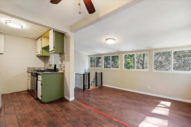 26752 Ca-189, Twin Peaks, CA 92391