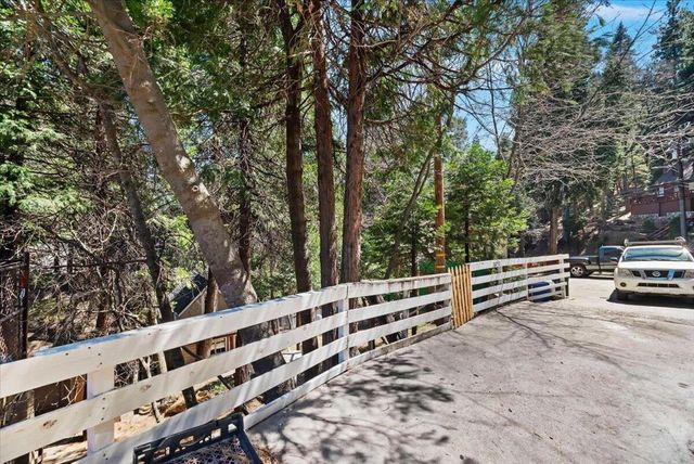 26752 Ca-189, Twin Peaks, CA 92391