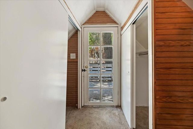 26752 Ca-189, Twin Peaks, CA 92391