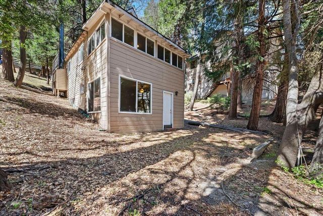 26752 Ca-189, Twin Peaks, CA 92391
