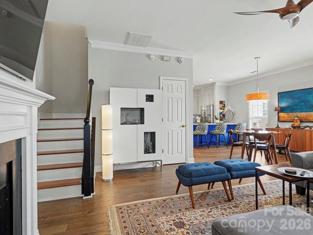 1016 W 1st Street, Charlotte, NC 28202