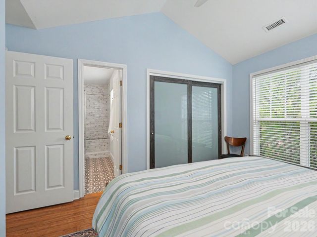 1016 W 1st Street, Charlotte, NC 28202