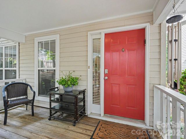 1016 W 1st Street, Charlotte, NC 28202