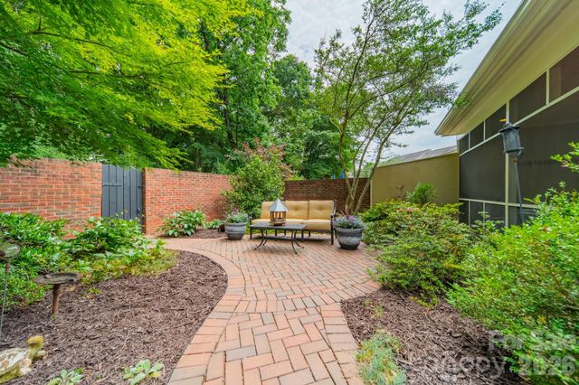 6507 Gaywind Drive, Charlotte, NC 28226