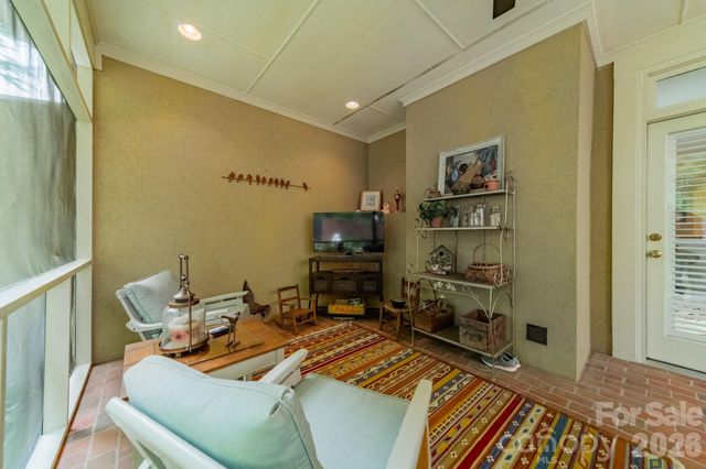 6507 Gaywind Drive, Charlotte, NC 28226