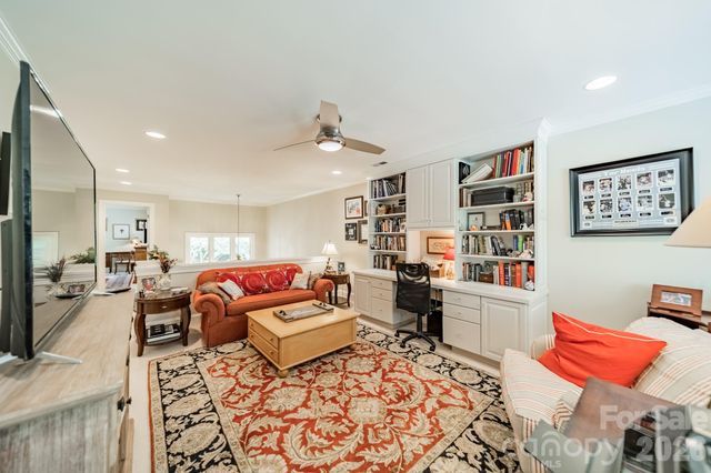 6507 Gaywind Drive, Charlotte, NC 28226