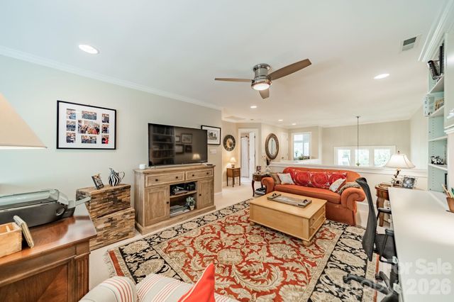 6507 Gaywind Drive, Charlotte, NC 28226
