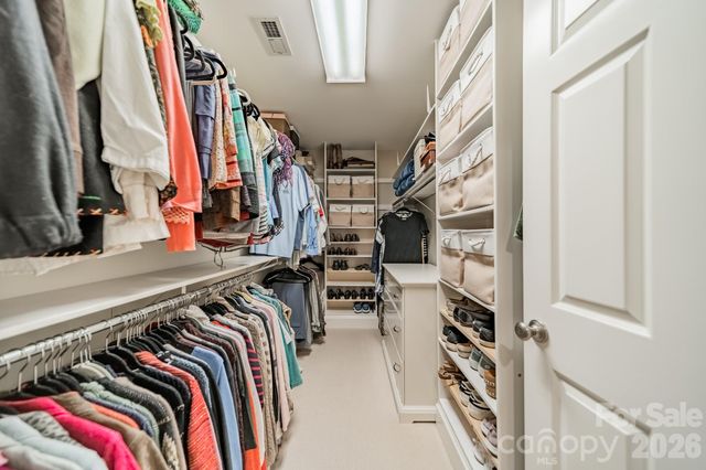 6507 Gaywind Drive, Charlotte, NC 28226