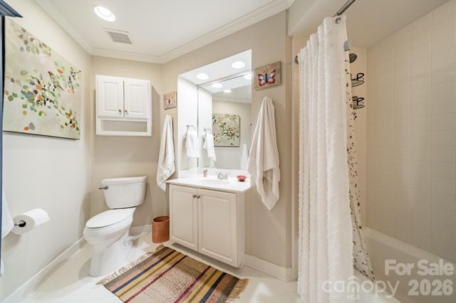 6507 Gaywind Drive, Charlotte, NC 28226