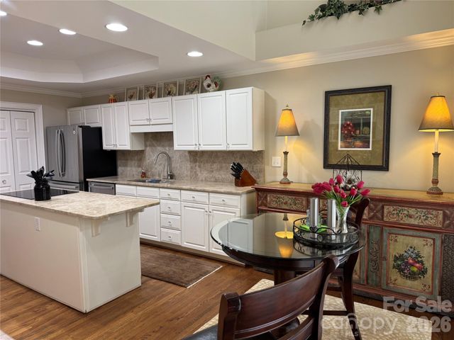 6507 Gaywind Drive, Charlotte, NC 28226