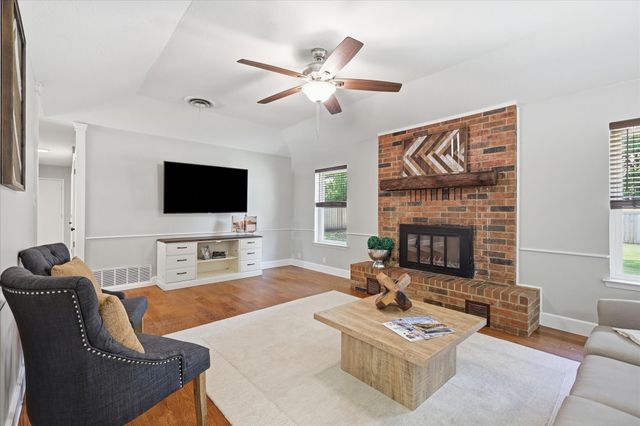 1005 Miller, Decatur, TX 76234