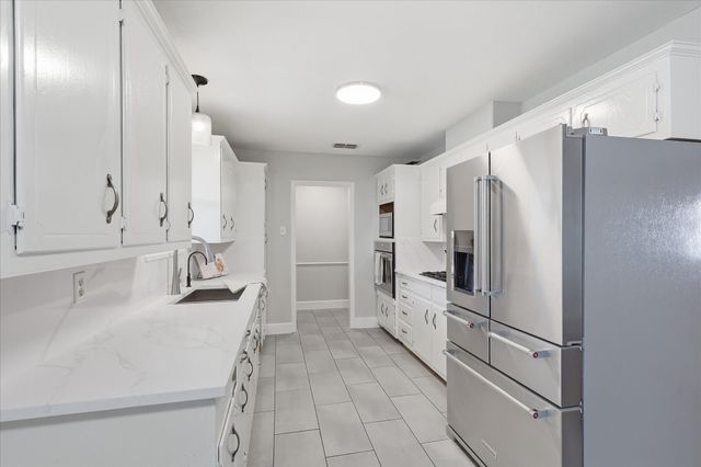 1005 Miller, Decatur, TX 76234