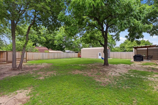 1005 Miller, Decatur, TX 76234