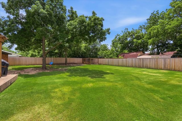 1005 Miller, Decatur, TX 76234