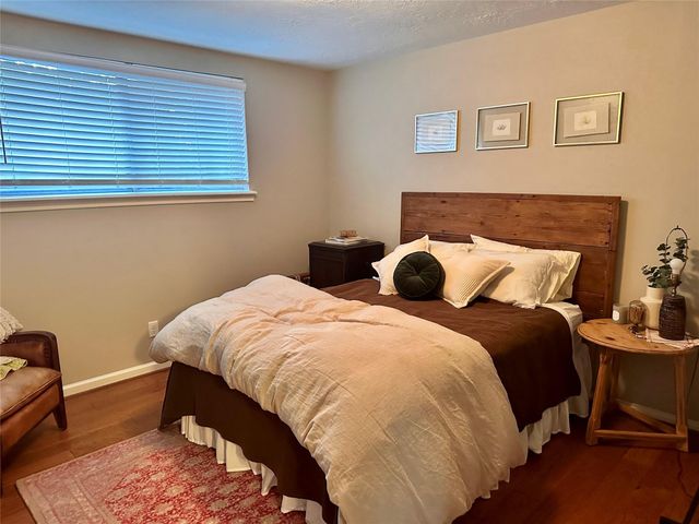 28903 Twisted Oak Drive, Shenandoah, TX 77381
