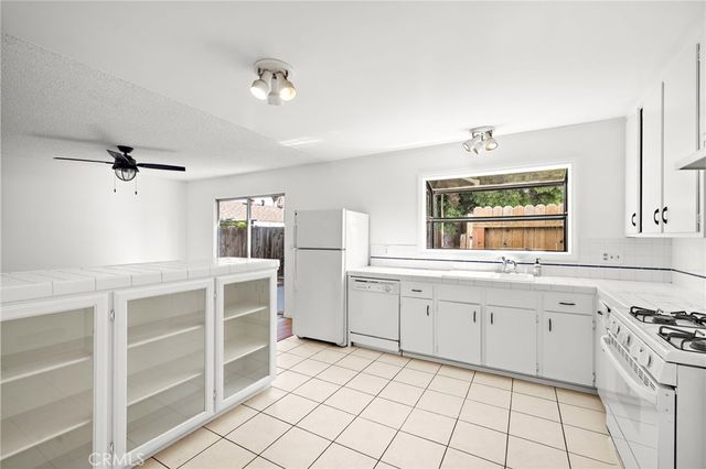 685 Center St., Costa Mesa, CA 92627