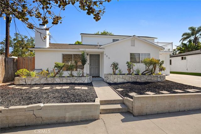 685 Center St., Costa Mesa, CA 92627