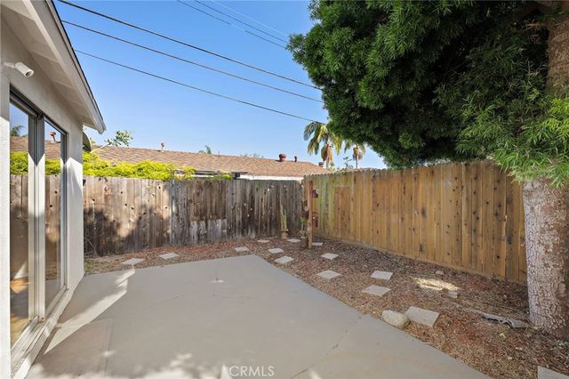 685 Center St., Costa Mesa, CA 92627