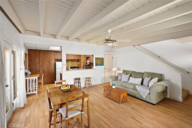 685 Center St., Costa Mesa, CA 92627