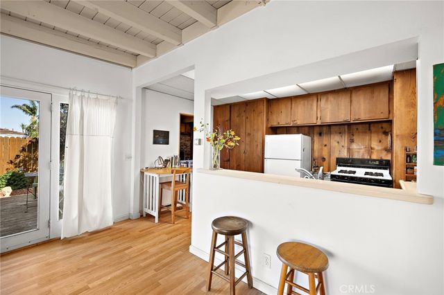 685 Center St., Costa Mesa, CA 92627