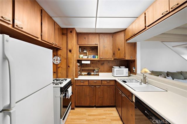 685 Center St., Costa Mesa, CA 92627