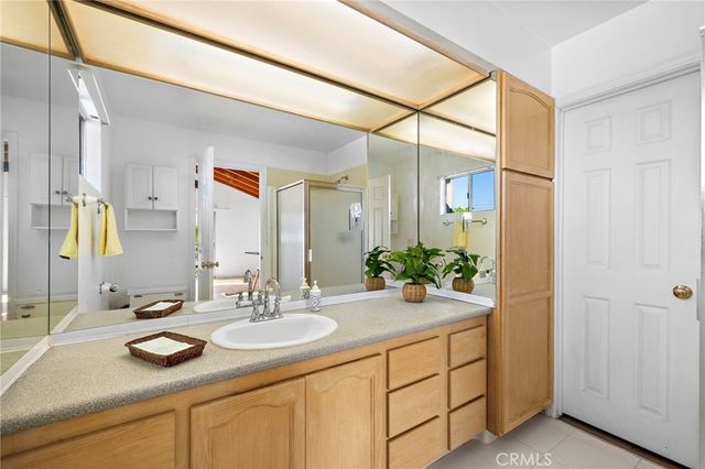 685 Center St., Costa Mesa, CA 92627